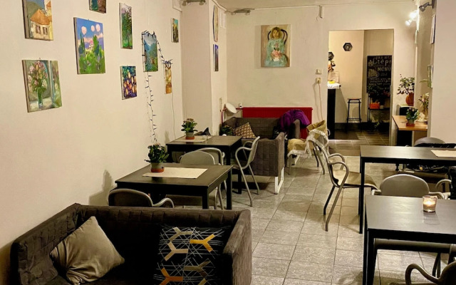 Art Inn Space