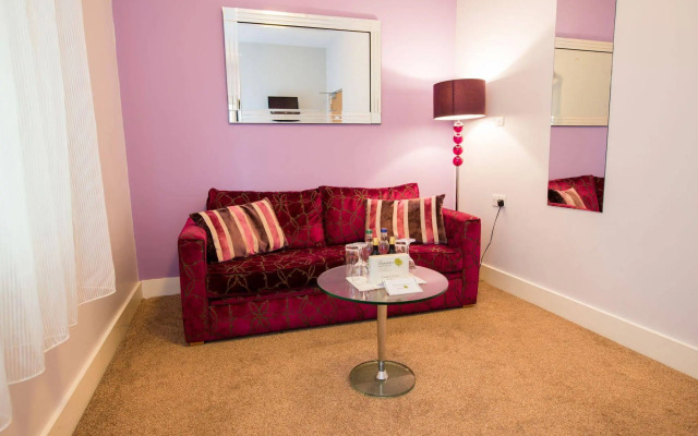 Stanwell Hotel By Mercure