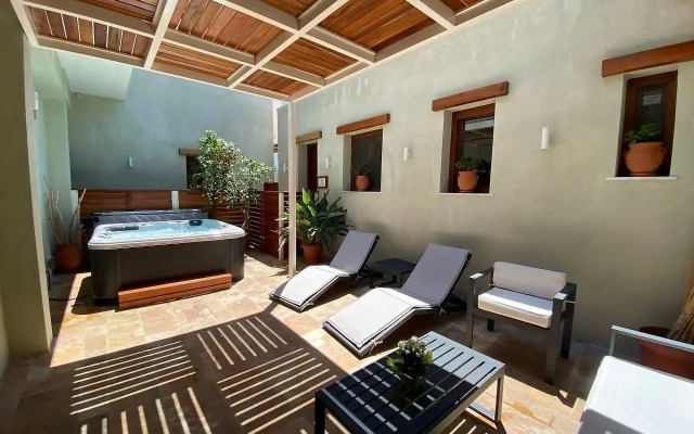 Andros 4 All Seasons Villas & Suites