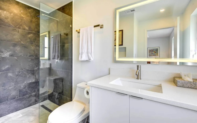 Charming Sarasota Vacation Home Near Downtown