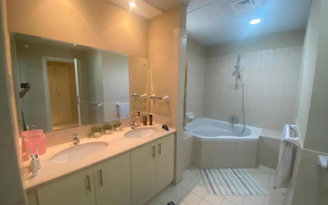 Spacious 4-bedroom villa, children friendly