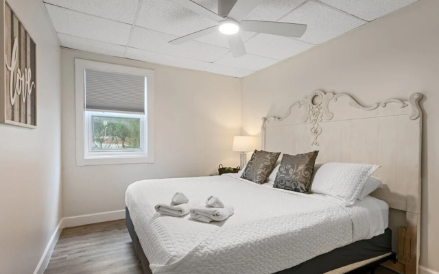 San Marco Villa Duplex W Backyard