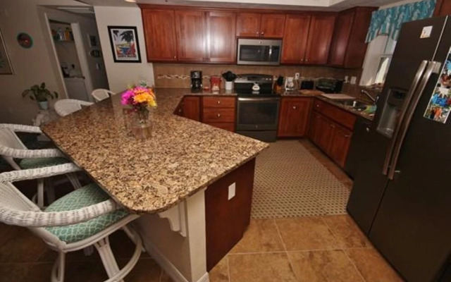 Oceanwalk 18-407 Apartment 3