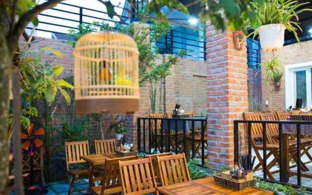 Tu Quy Hotel