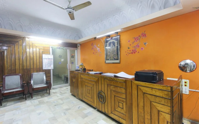 Spot On 62694 Hotel Maruthi