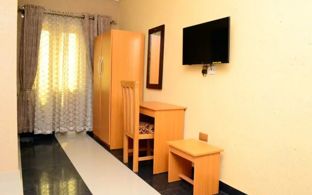 Kevotel Hotel and Suites