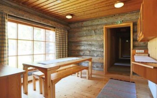 Holiday Home Metsä-luosto