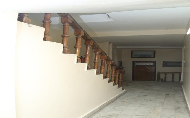 Satyam Lodge