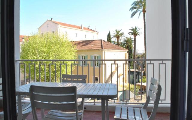 Le Windsor Appartement 2p / Det2002