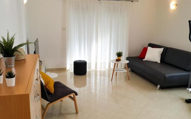 Apartments Beti - 70 m from sea