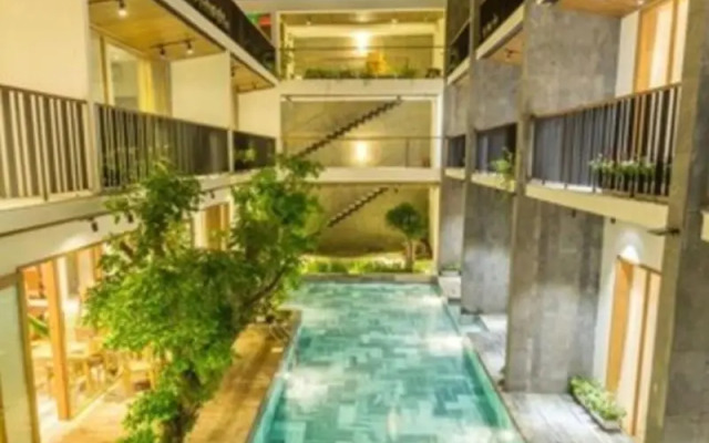 Tam House Villa Hotel