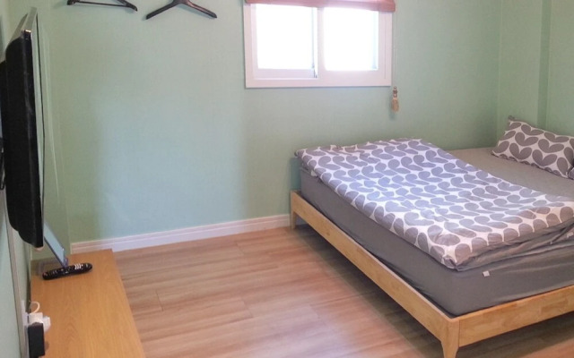 Tongyeong With Guest House