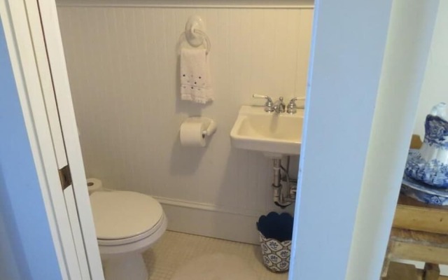 105 Fox Hill Road - Three Bedroom House