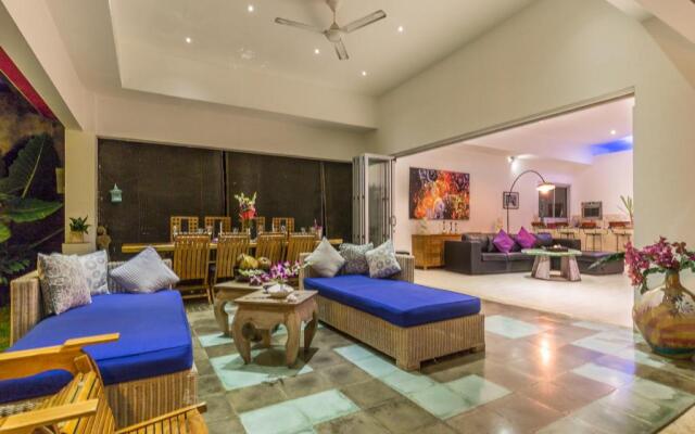 Villa Purple