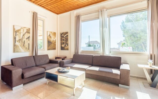 Villa Archimedes in Peyia