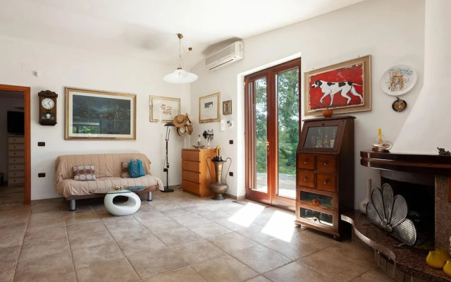 Villa Carmen With Garden And Pool