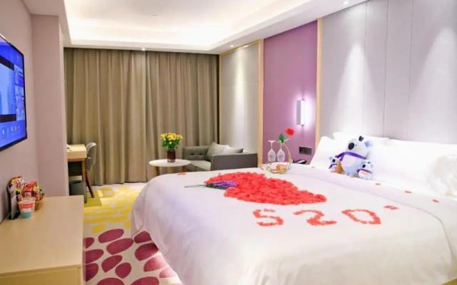 Lavande Hotels· Shenzhen Pingshan High Speed Railway Station Shuanglong Metro Station – Guest Rooms – Shenzhen