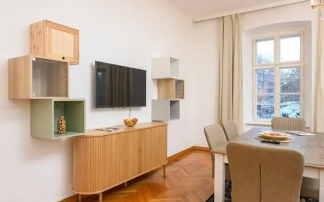 Spacious 2BR Stay for 6 Heart of Mödling