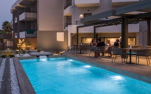 Mare Blue Suites