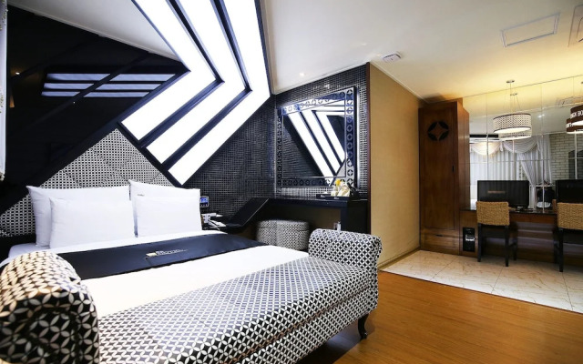 K Luxury Hotel