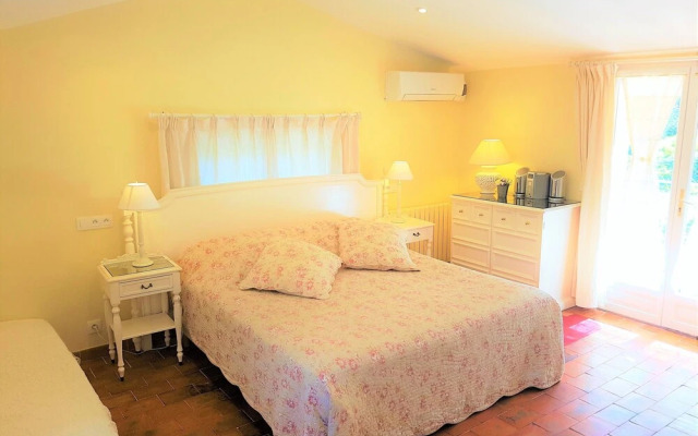 B&B With Charm - Quiet With Kitchen & sw Pool