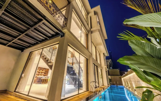 ELIVAAS Valley View 5BHK Villa With Pool