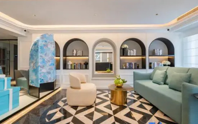 Xana Hotel (Beijing Shahe Metro Station Gaojiao Park Branch)