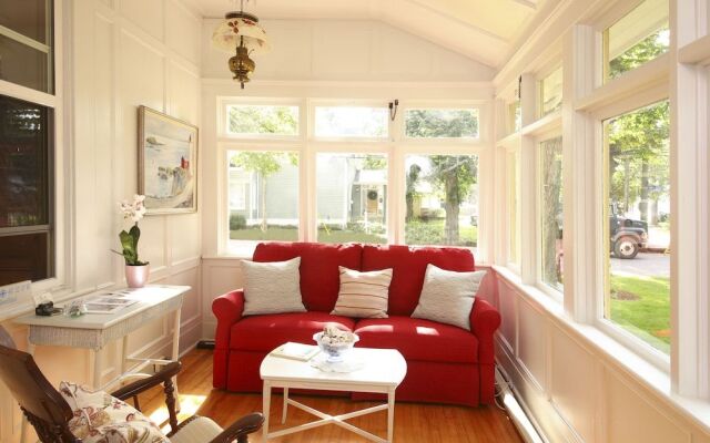 Summerside Inn Bed and Breakfast