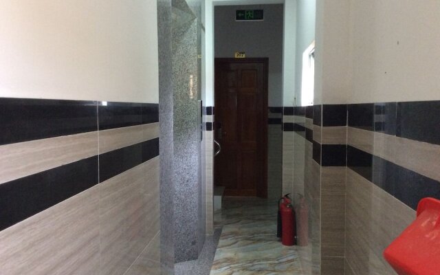 Ly Ly Hotel