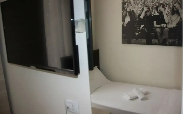 Living Hotel
