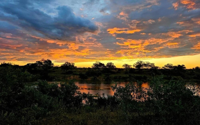 Singwe Private Safari lodge