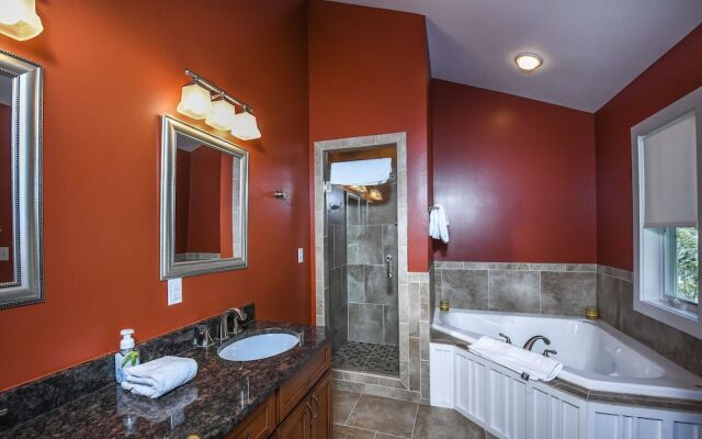 Four Seasons Chateau 5 Bedroom House