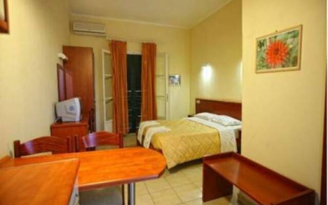 Zefiros Apartments
