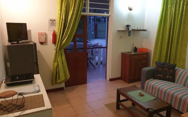 La Maison Hibiscus