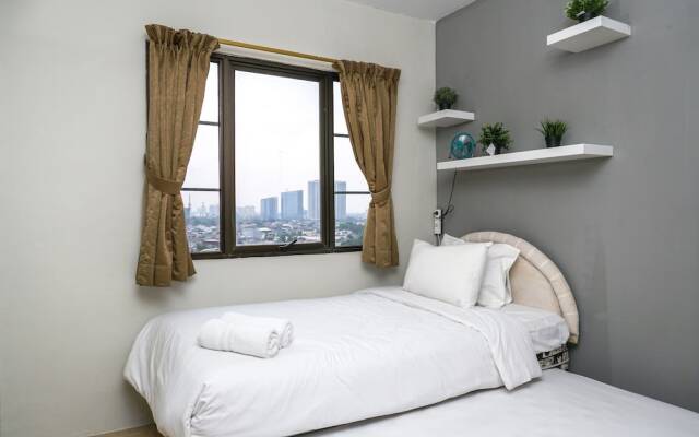 Spacious and Comfortable 2BR Puri Garden Apartment