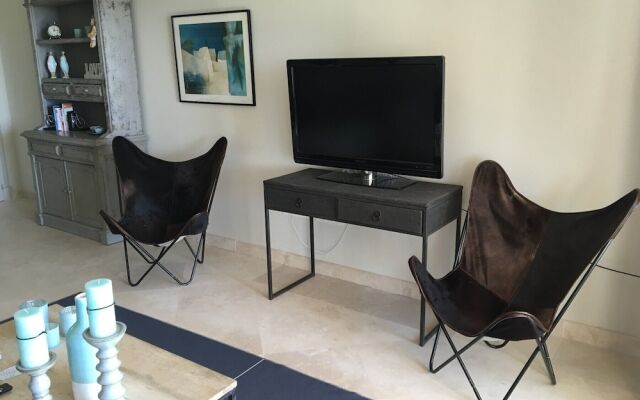 Altos de Cortesin 2156