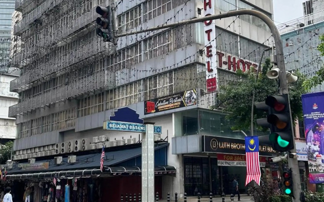 T Hotel Jalan Tar