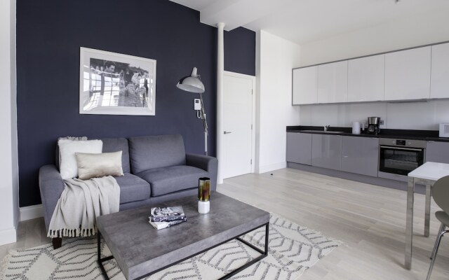 Posh Camden Suites by Sonder