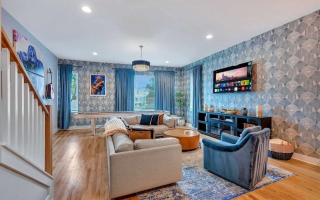 Ultimate Rooftop Double Games BBQ Skyline Views