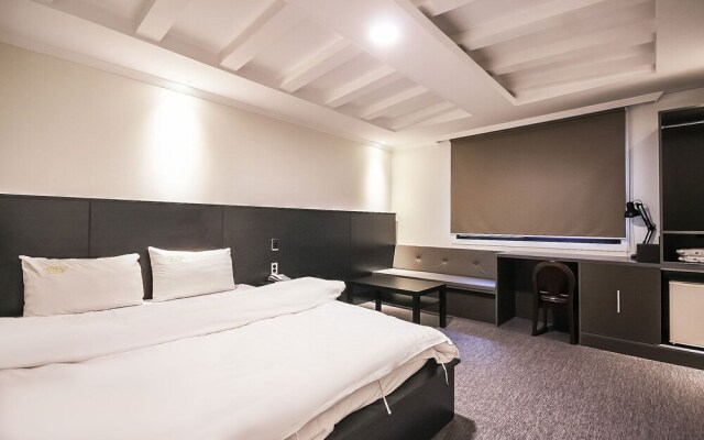 Daegu Seongseo Hotel TOP