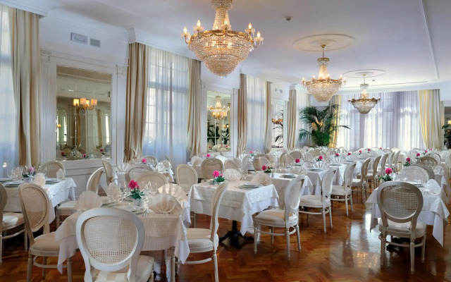 Hotel Italia Palace