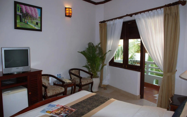 Canary Beach Resort