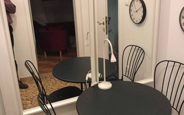 Beautiful Apartment In Central Athens, Pangrati No2443