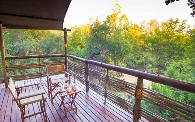 Aha Thakadu River Camp