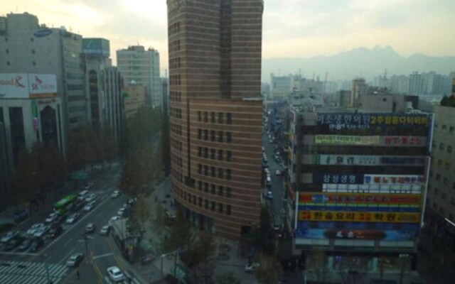 Noblesse Tourist Hotel