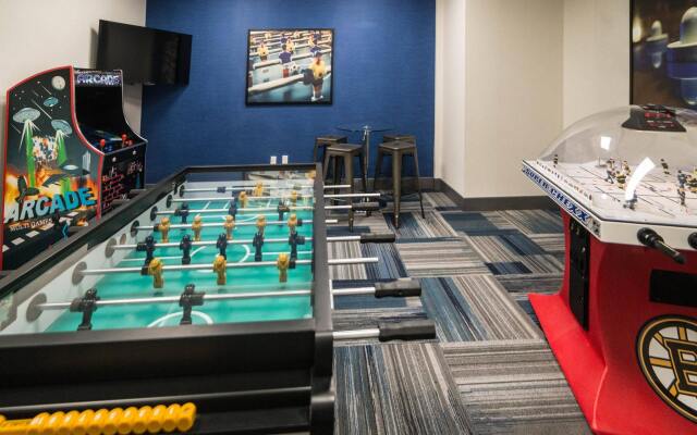 Holiday Inn Express & Suites West Edmonton - Mall Area by IHG