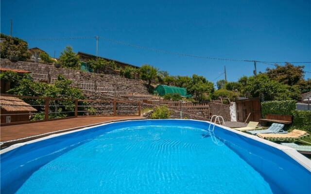 Casa Rural con piscina compartida Valleseco II