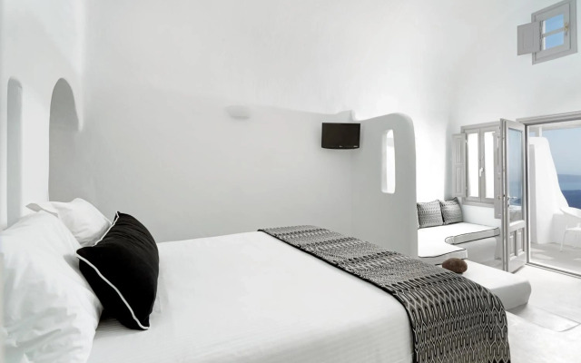 Tholos Resort
