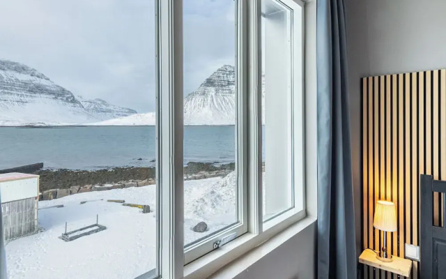 Stöð Guesthouse & Aparments