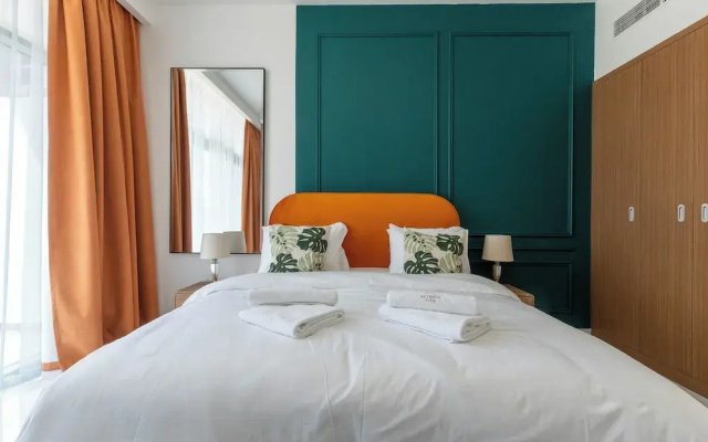 Luxury Studio with Pool and Parking